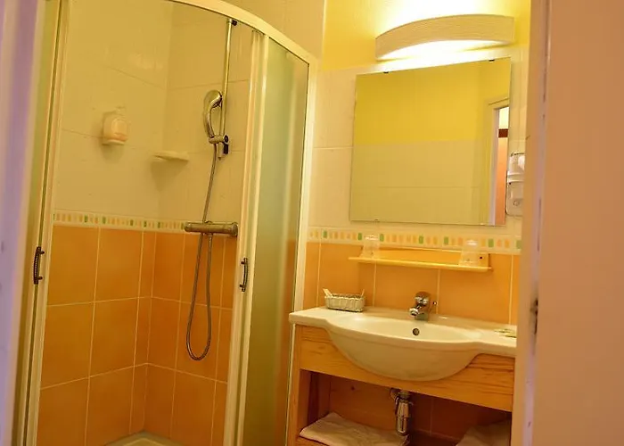 מלון Maison Vernet - Beausejour