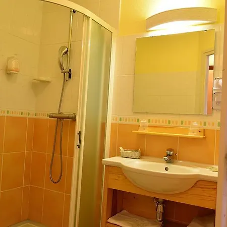 Hotel Maison Vernet - Beauséjour